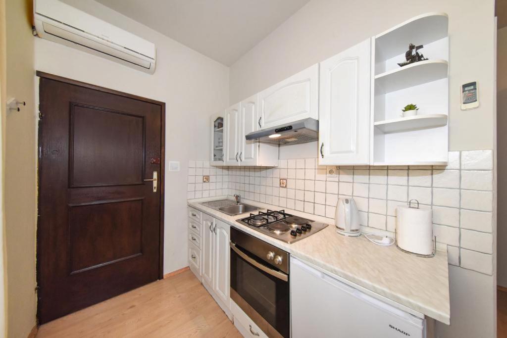 Apartment Zaratino Екстериор снимка
